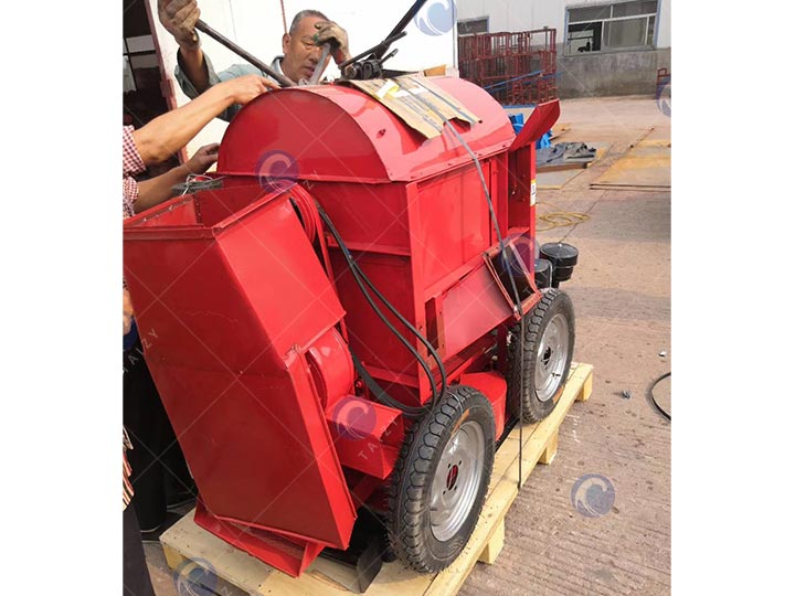 rice and wheat thresher machine