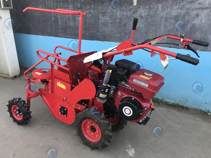 corn harvester machine 