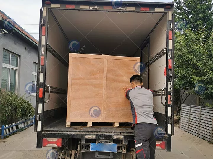 shipping of the seed tray making machine