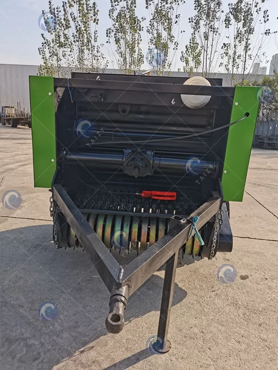 খড় কাটা ও মোড়ানোর মেশিন বিক্রির জন্য